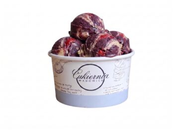 sorbet acai z&nbsp;bananem i&nbsp;truskawką